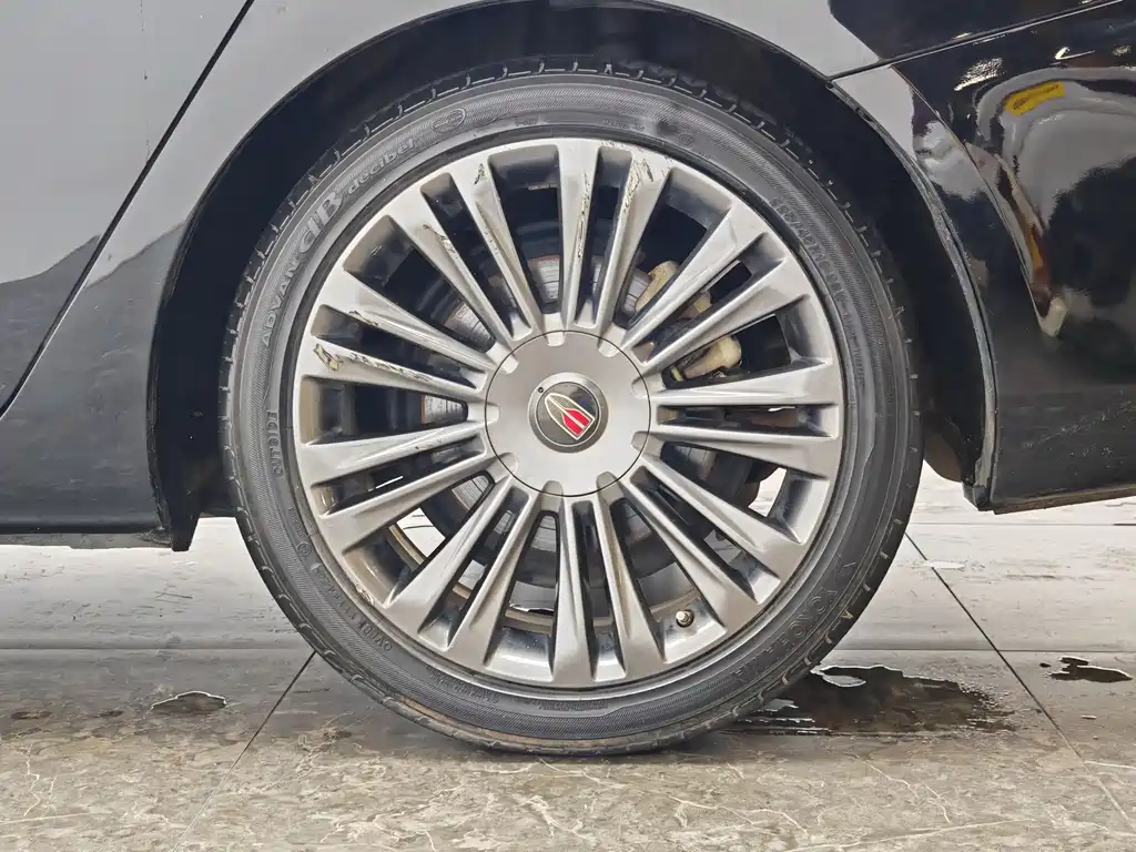 Hongqi Hongqi H5 — миниатюра 9
