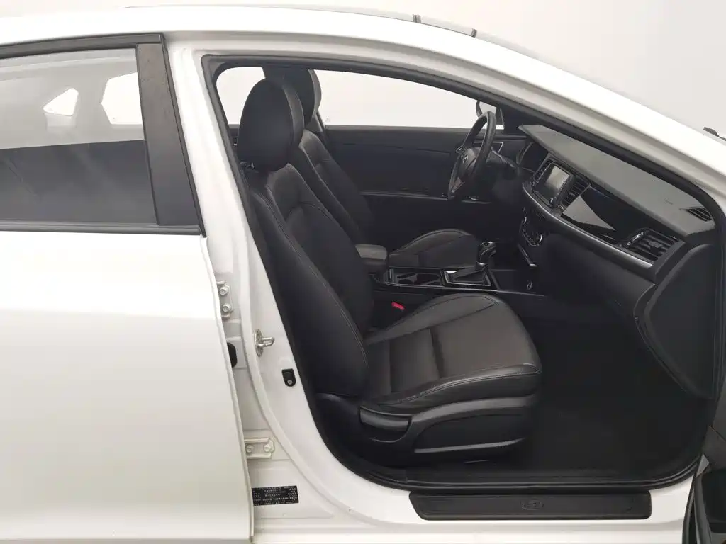 Hyundai Mistra — миниатюра 23