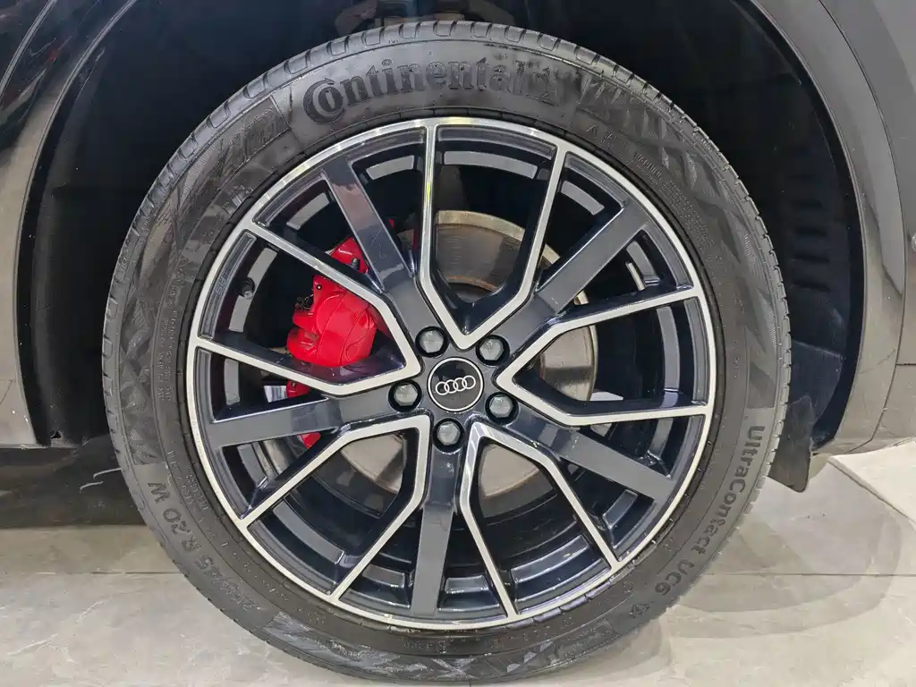 Audi Q5L — миниатюра 12