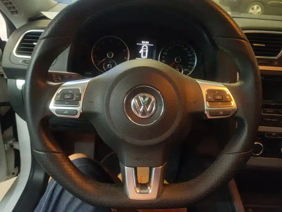 Volkswagen Scirocco — миниатюра 15
