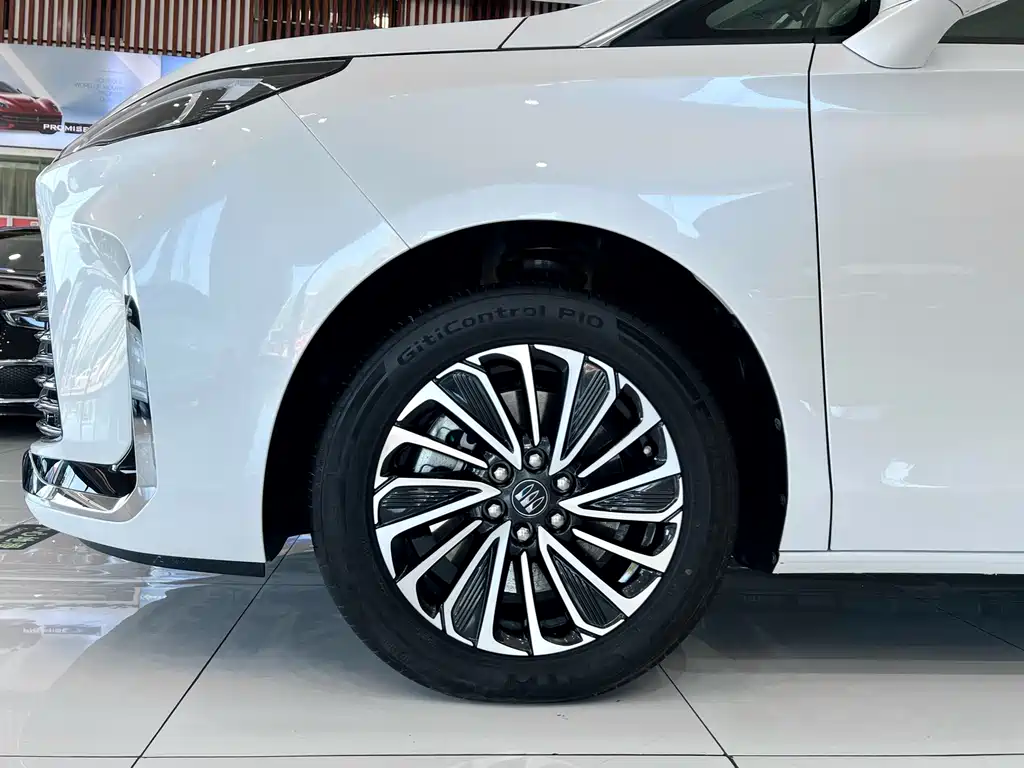Buick GL8 Hybrid — миниатюра 23