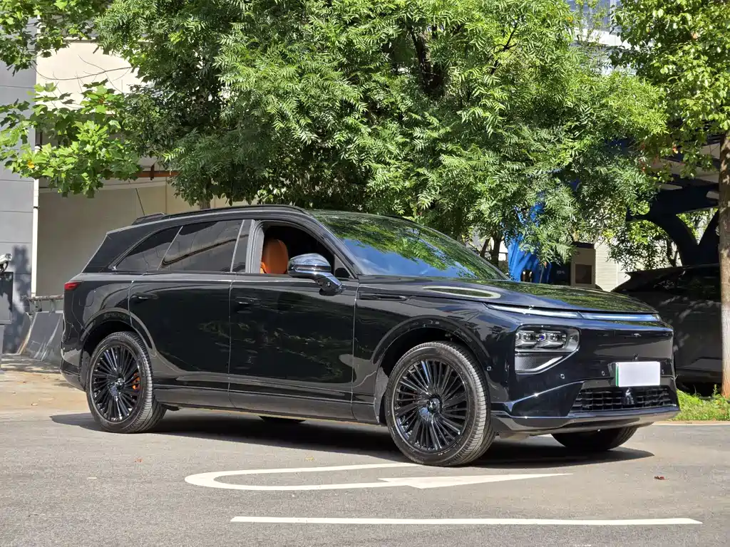 XPeng G9 — миниатюра 3