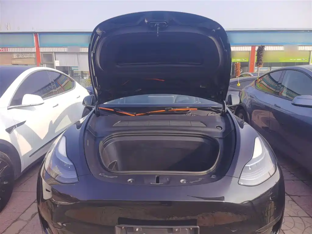 Tesla Model Y — фотографии объявления, Фото 16