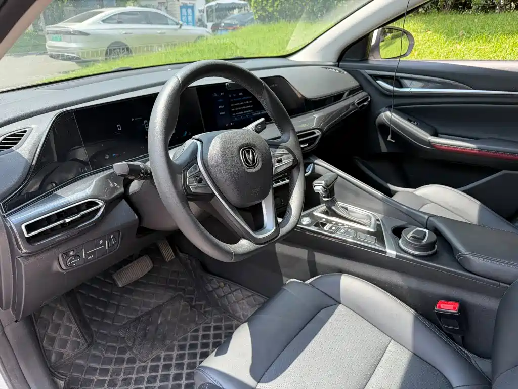 Changan Eado — миниатюра 7