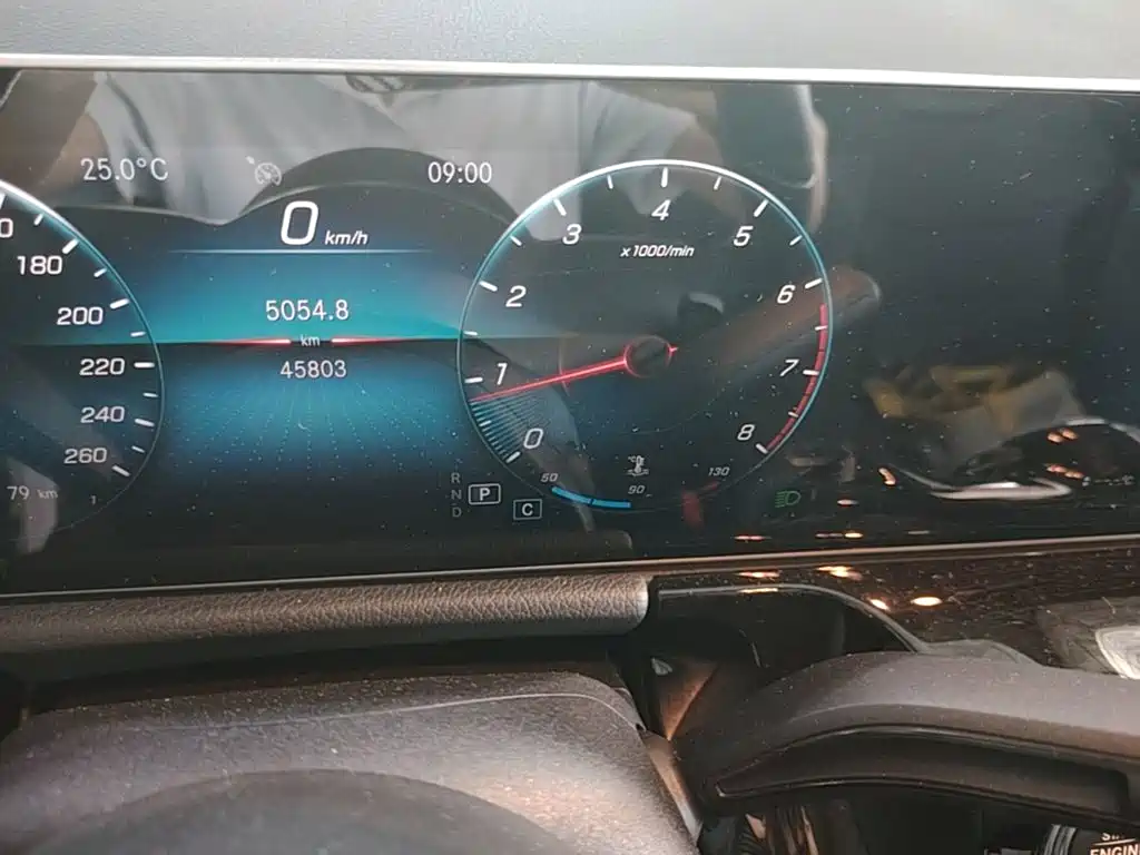 Mercedes-Benz GLA — миниатюра 12