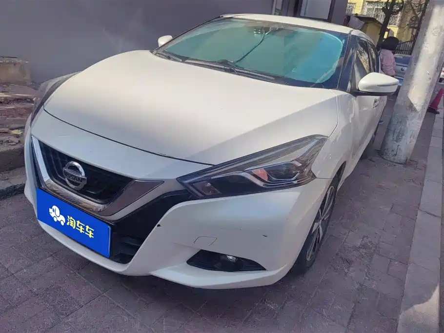 Nissan Bluebird 2023