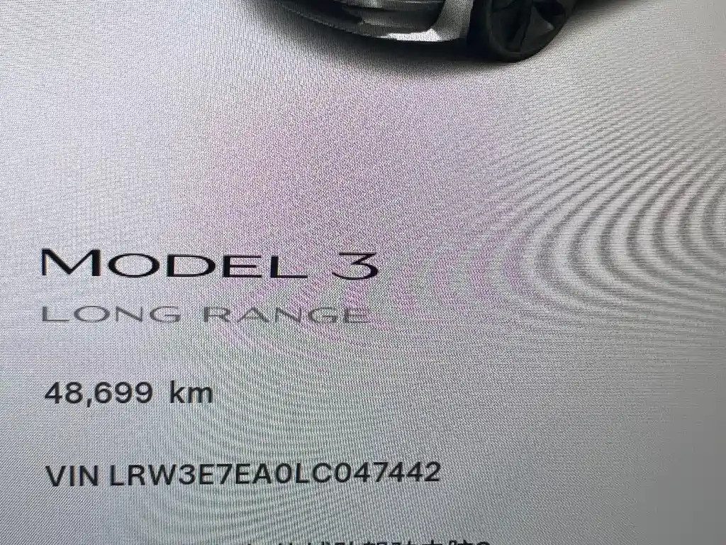 Tesla Model 3 — миниатюра 13