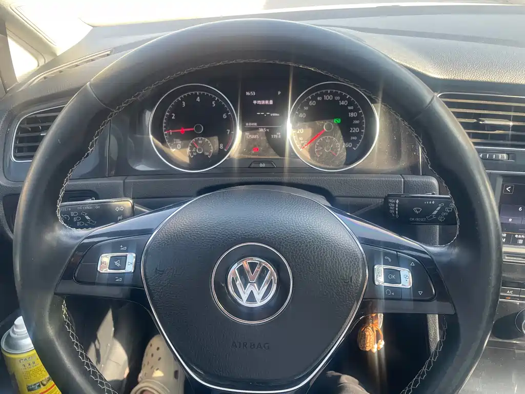 Volkswagen Golf 2016 1.6L AT Comfort