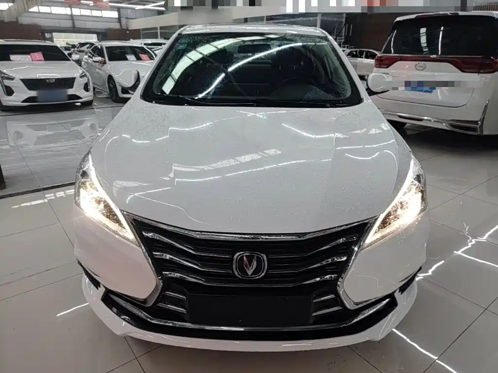 Changan Eado DT — миниатюра 3