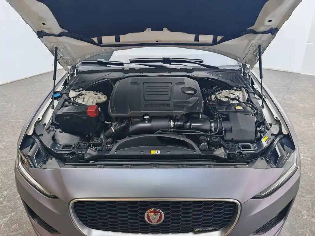 Jaguar XEL — миниатюра 13