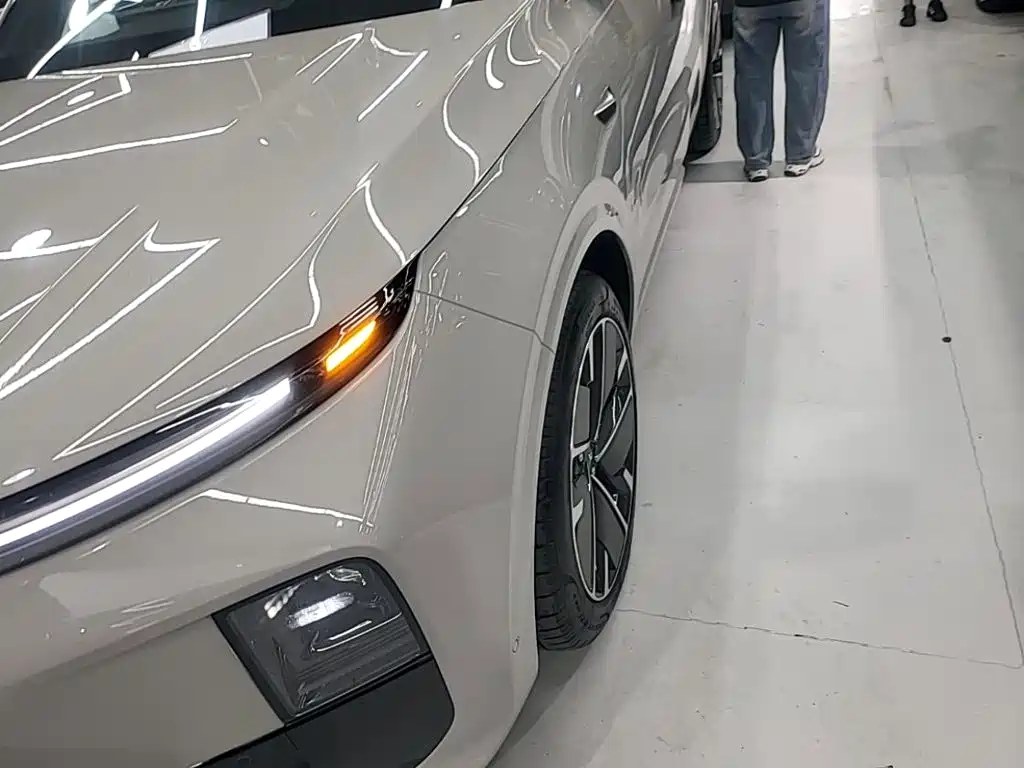 Li Auto Li L6 — миниатюра 24