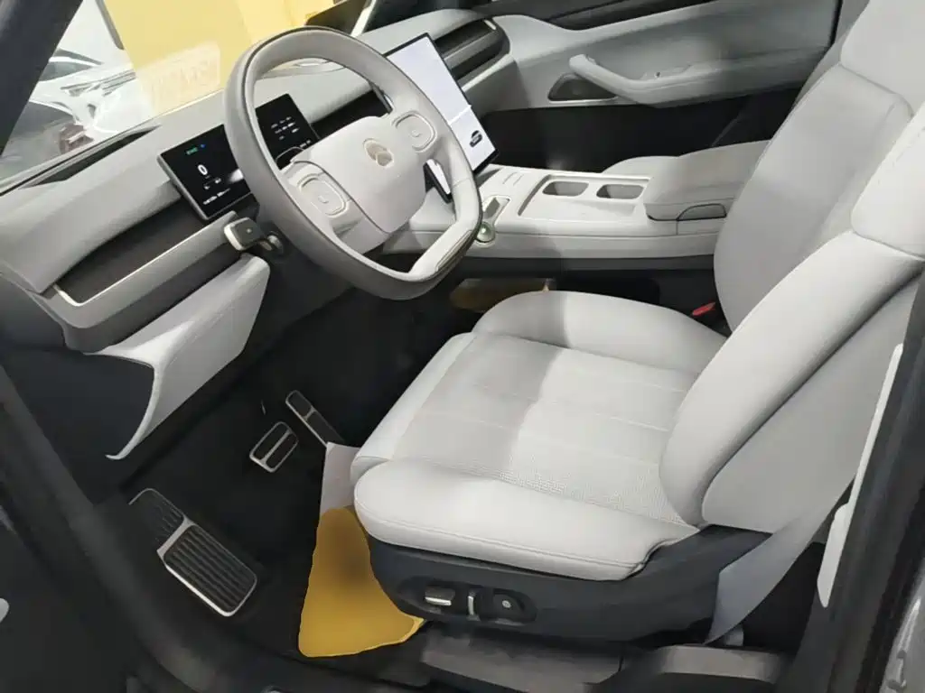 NIO ES8 — миниатюра 15