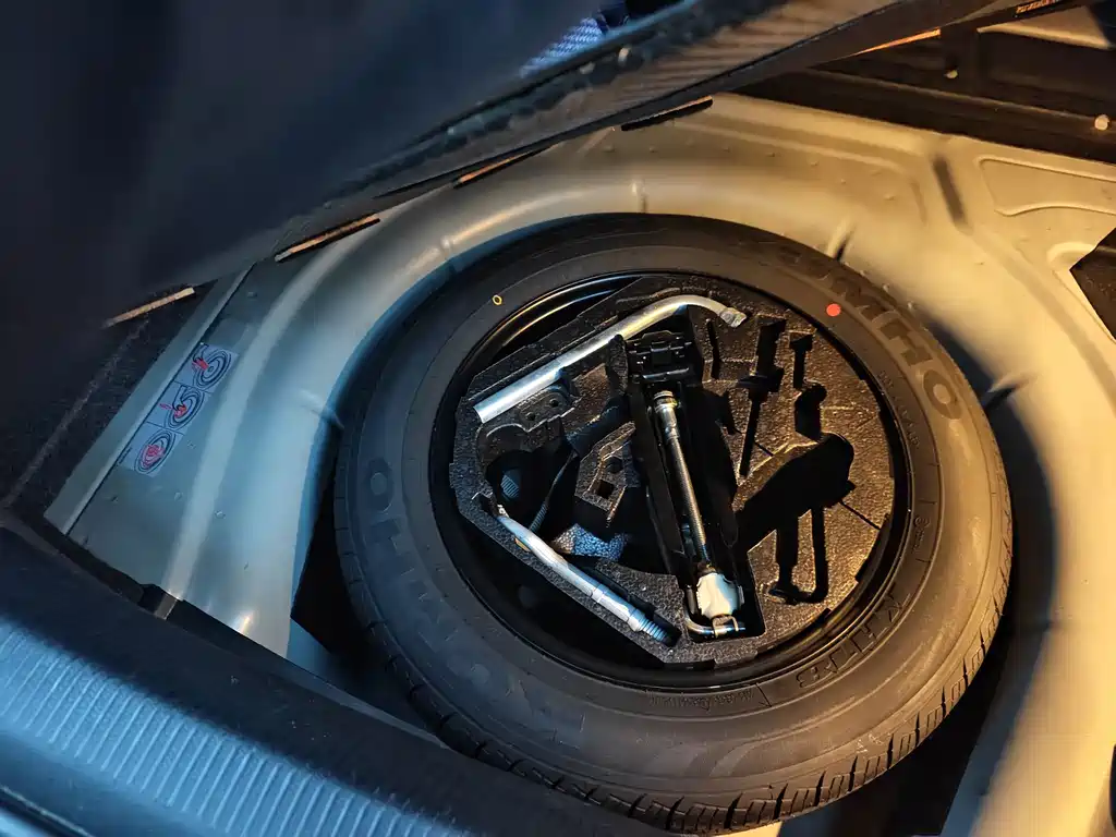 Volkswagen Sagitar — миниатюра 13
