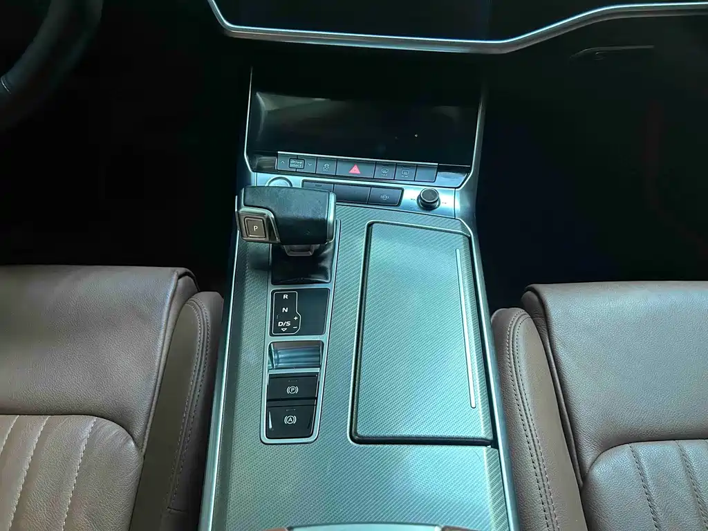 Audi A6L — миниатюра 7