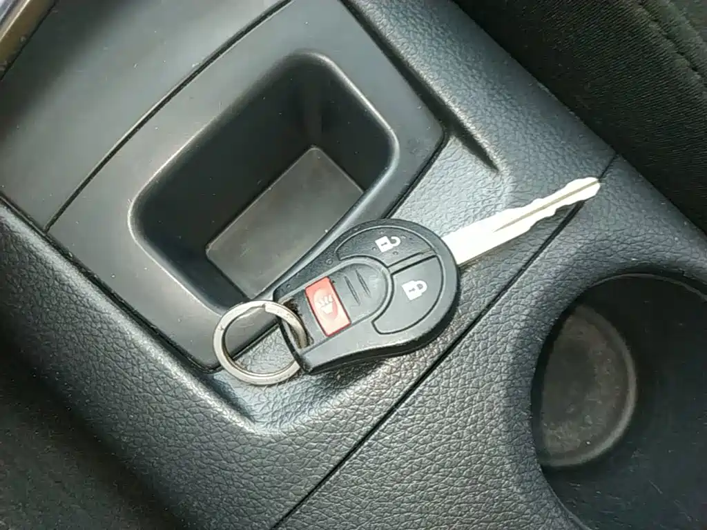 Nissan Tiida — миниатюра 17