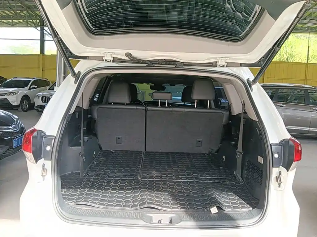 Toyota Highlander — миниатюра 19