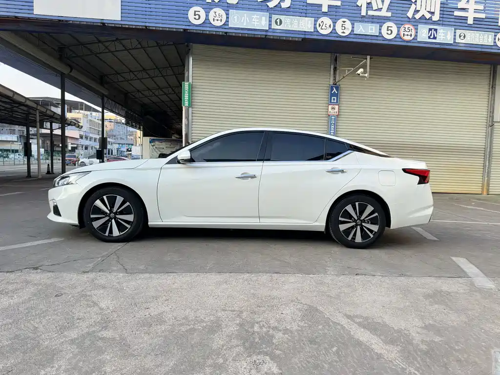 Nissan Teana — миниатюра 4