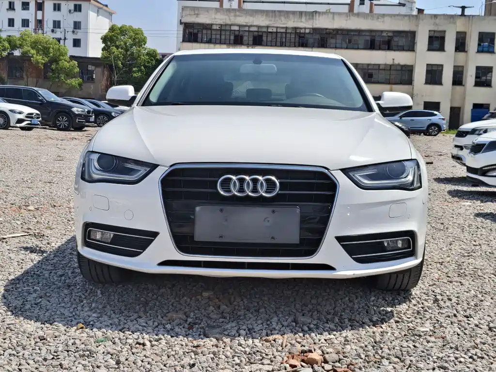 Audi A4L 2013 35 TFSI AT