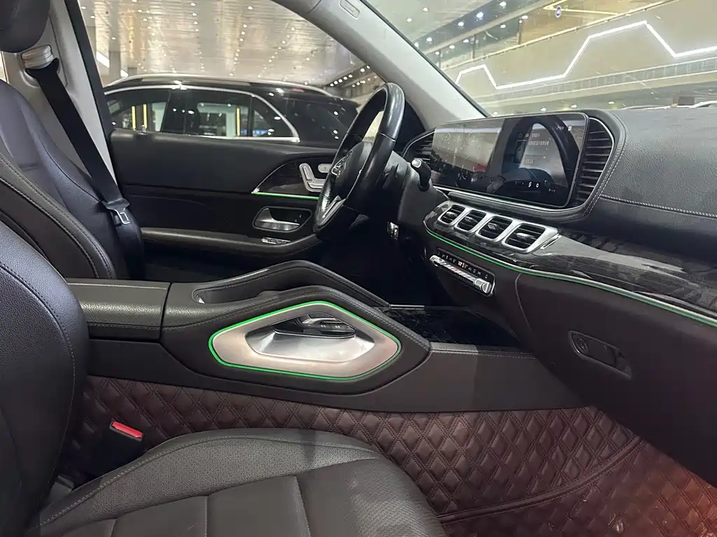 Mercedes-Benz GLE (Import) — миниатюра 5