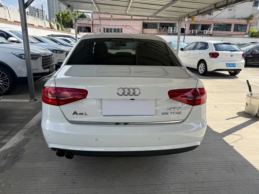 Audi A4L — миниатюра 10