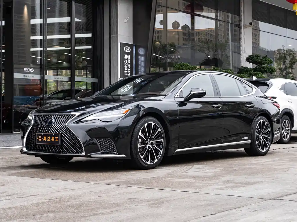 Lexus LS
