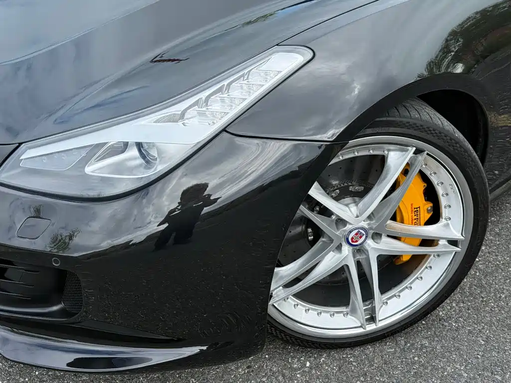 Ferrari GTC4Lusso — миниатюра 17