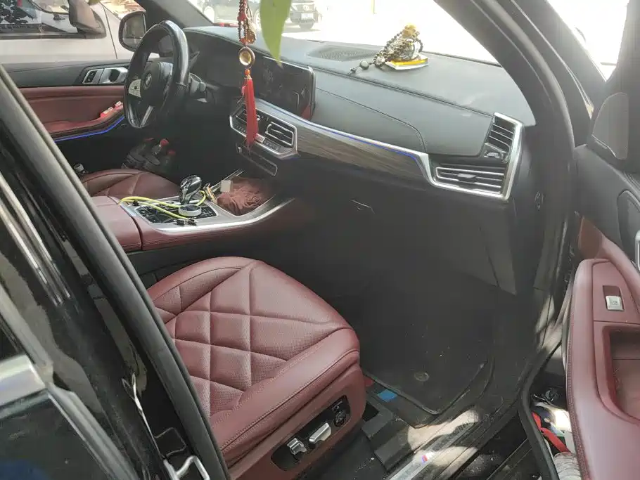 BMW X5 — миниатюра 8