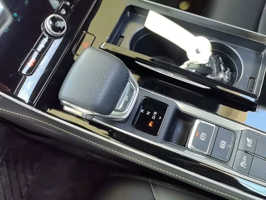 Roewe i6 MAX — миниатюра 14