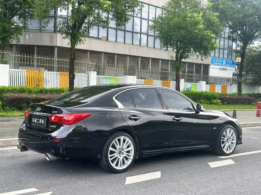 Infiniti Q50L — миниатюра 5