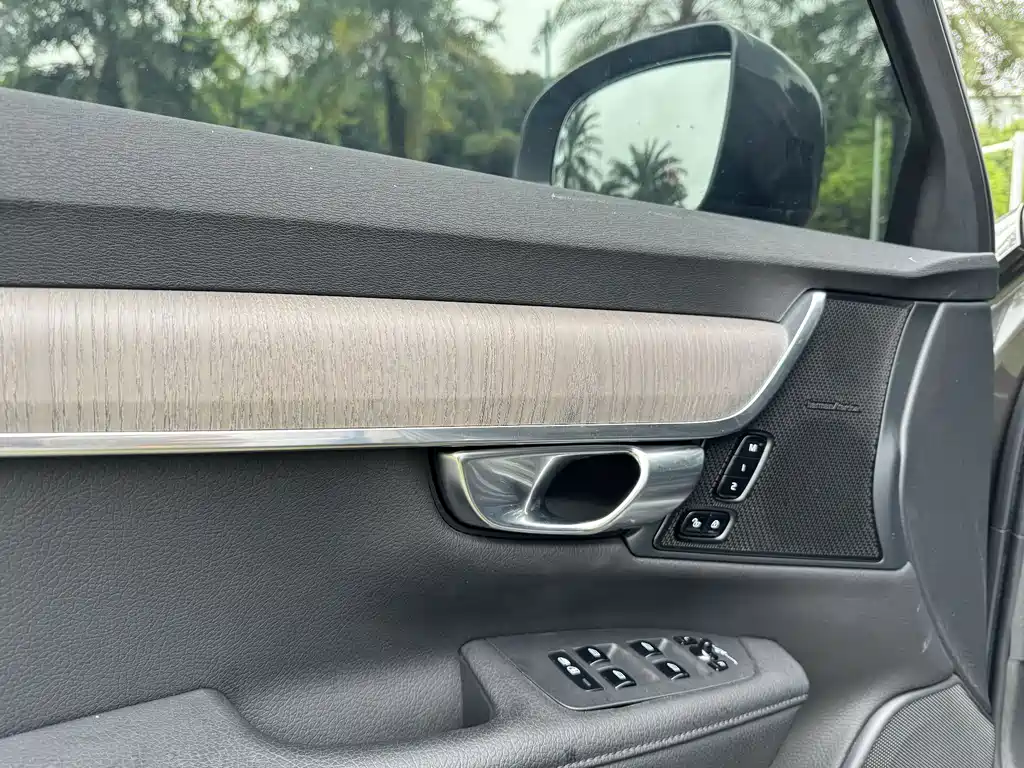 Volvo V90 — миниатюра 10