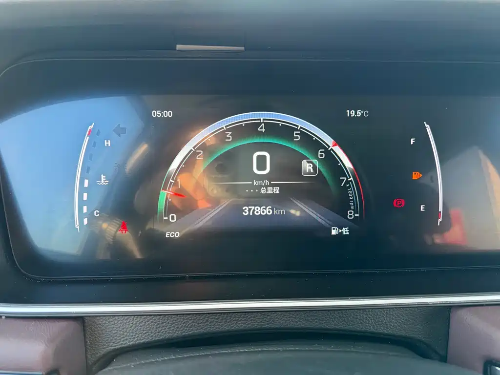 GAC Motor Trumpchi M6 — миниатюра 11