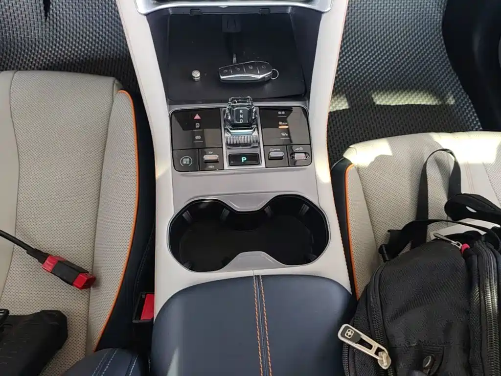 BYD PLUS New Energy — миниатюра 14