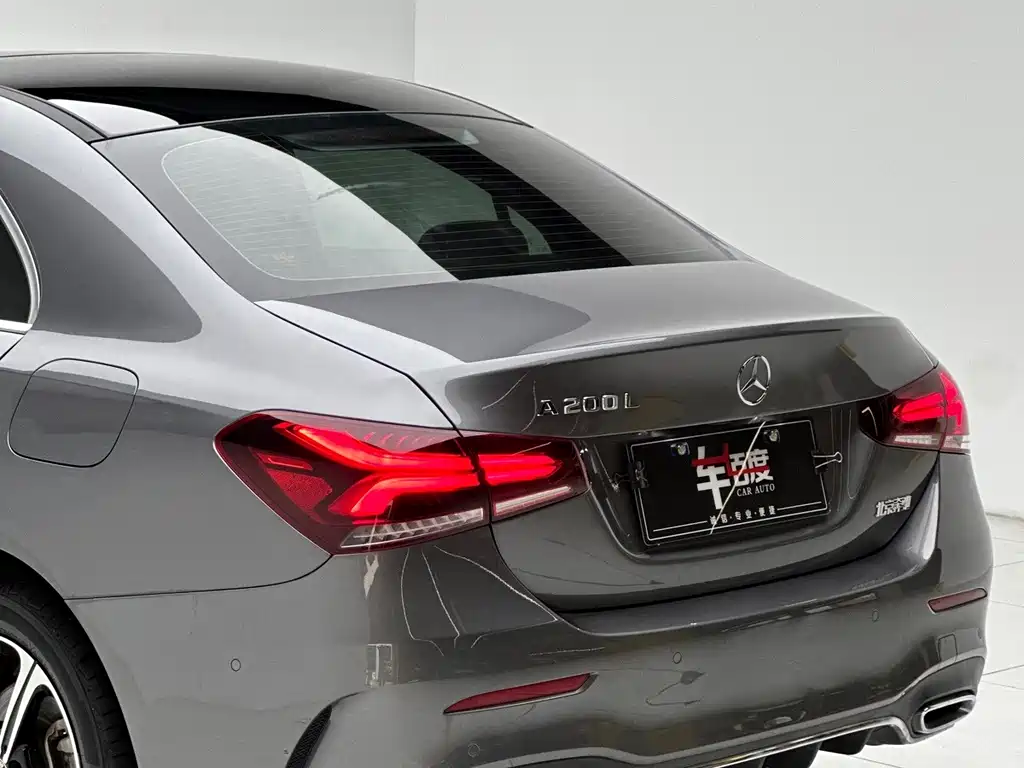 Mercedes-Benz A-Class — миниатюра 12