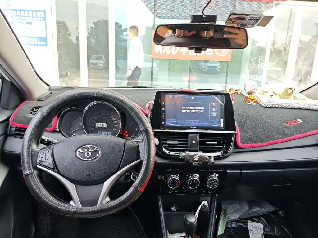 Toyota Vios — миниатюра 7
