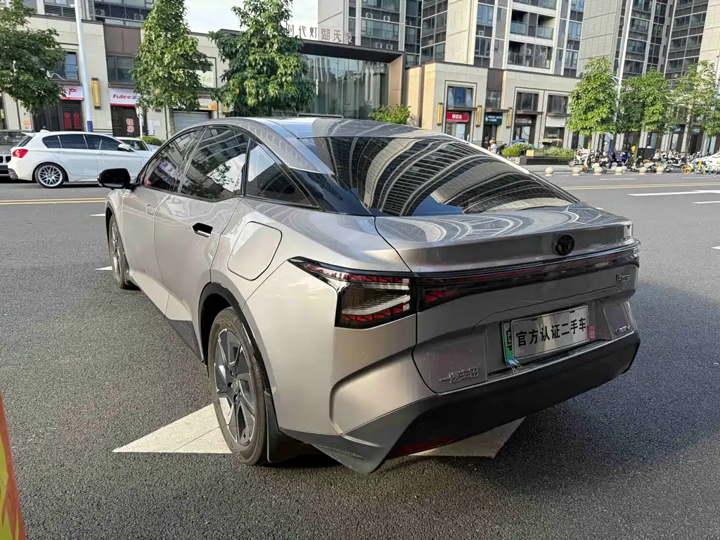 Toyota bZ3 — миниатюра 8