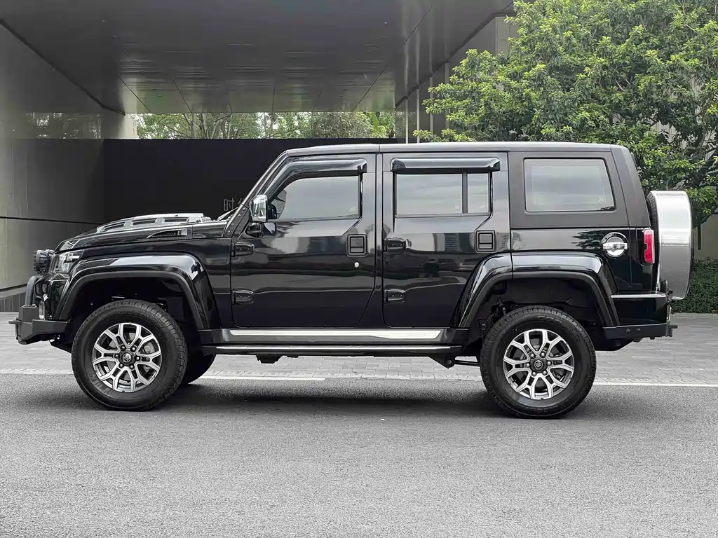BAIC BJ40 2023 2.0T AT