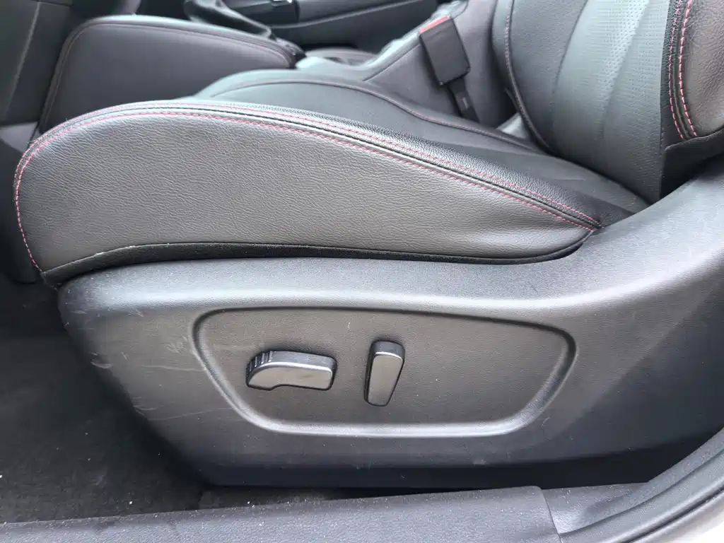 Nissan Qashqai — миниатюра 10