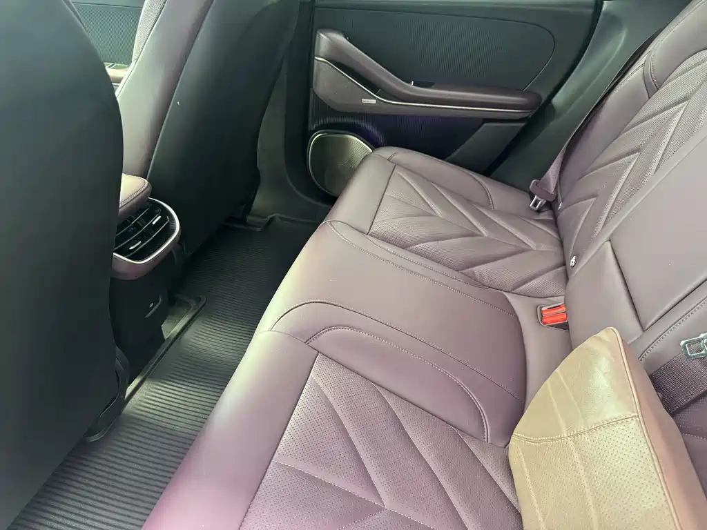 NIO ET5T — миниатюра 9