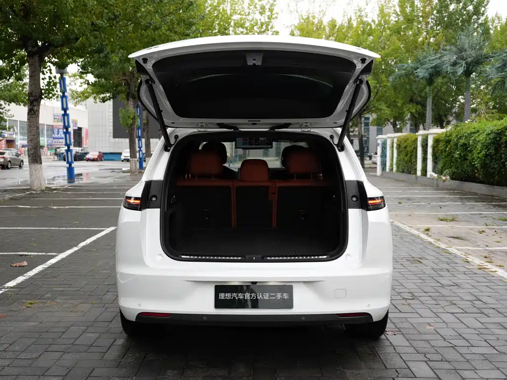 Li Auto Li L7 — миниатюра 9