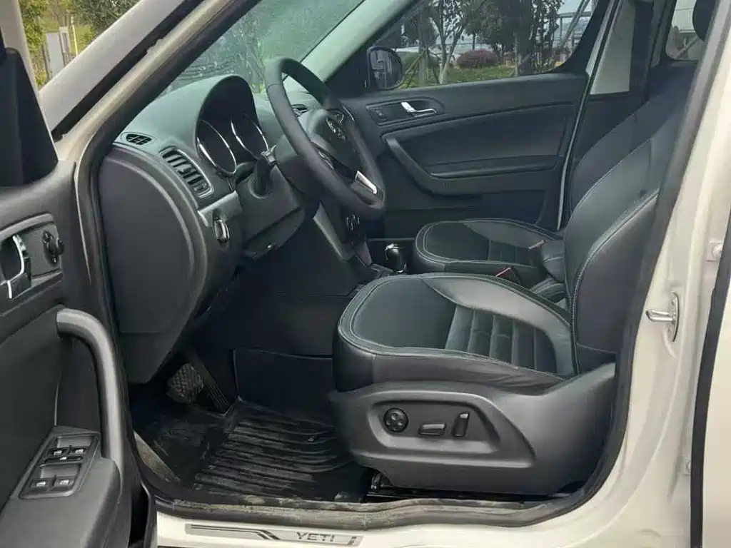 Skoda Yeti TSI280 DSG Forward Edition, фото 9