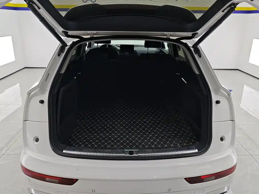 Audi Q5L 2021 40 TFSI Fashion