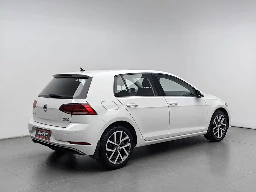 Volkswagen Golf — миниатюра 2
