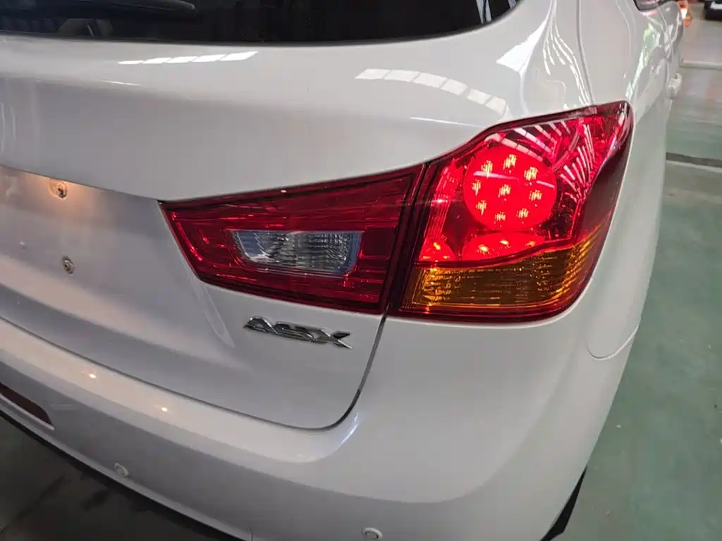 Mitsubishi ASX — миниатюра 8