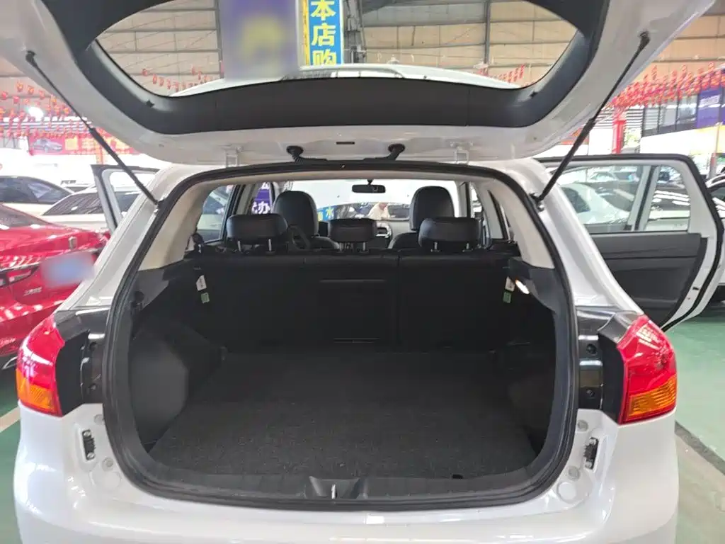 Mitsubishi ASX — миниатюра 19
