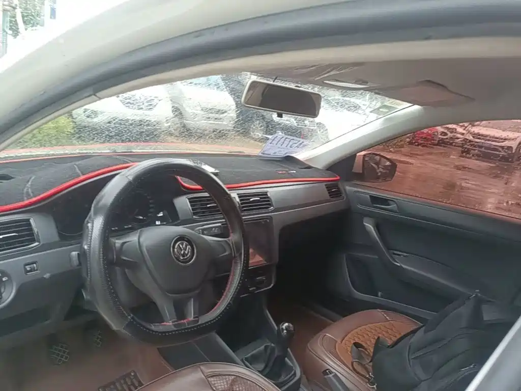 Volkswagen Santana — миниатюра 23