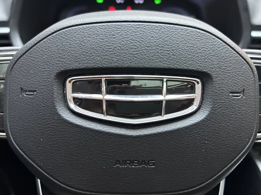 Geely Emgrand — миниатюра 22