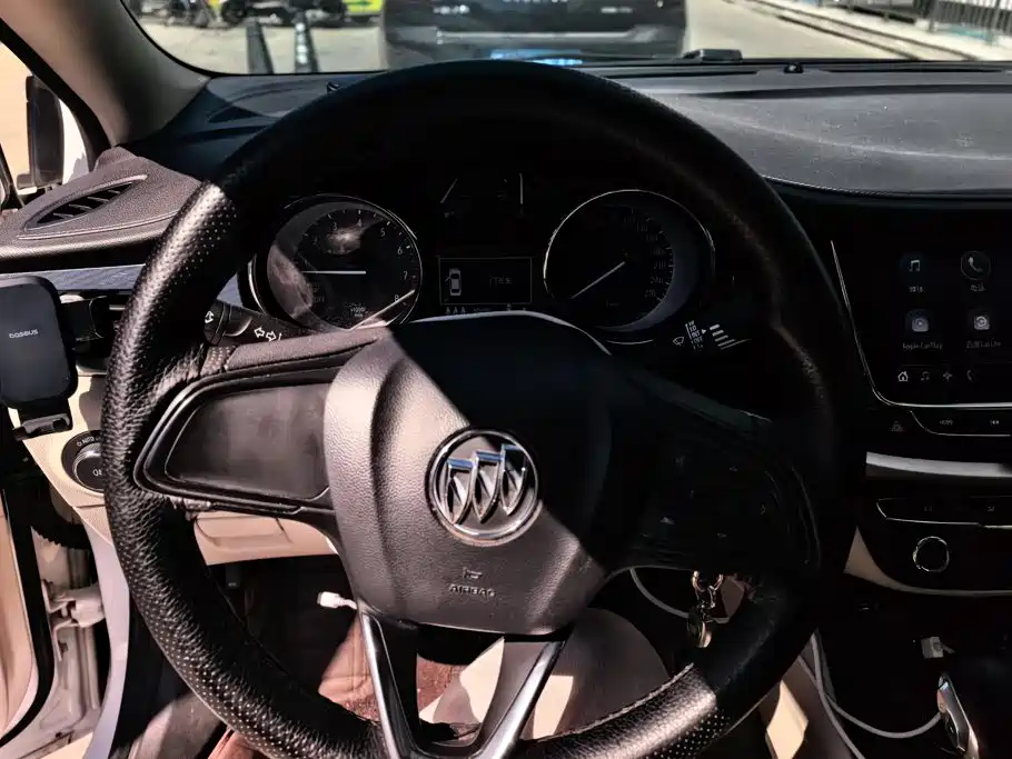 Buick Verano — миниатюра 15