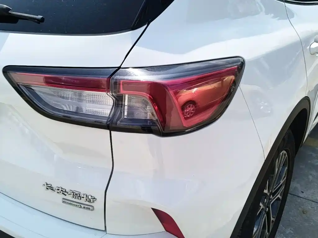 Ford Escape — миниатюра 8