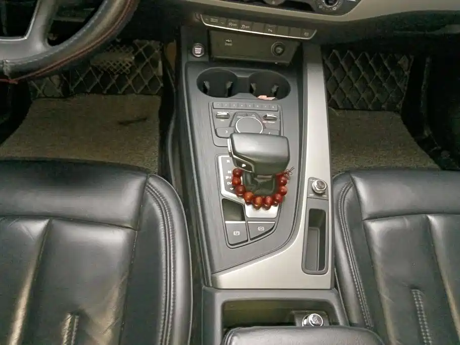 Audi A4L — миниатюра 16