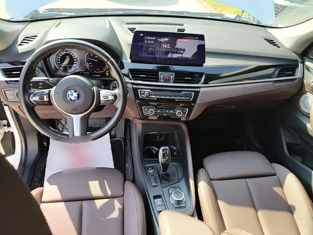 BMW X1 — миниатюра 10